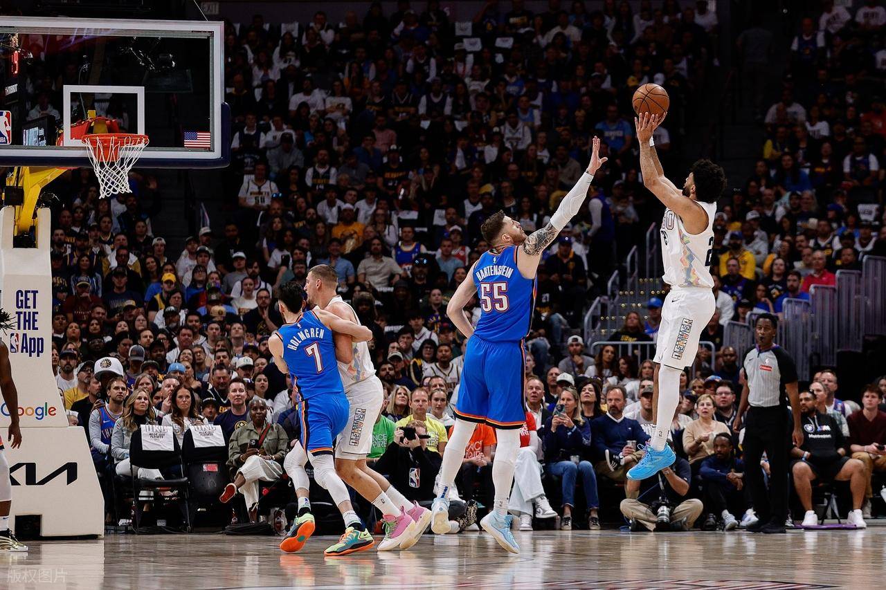 英雄联盟-加时末段NBA季后赛焦点战，夏洛特黄蜂战术微调，信心回归，团队化学反应显著的简单介绍